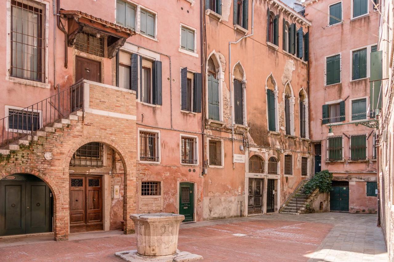 Vintage Nest With @canal View Appartement Venise